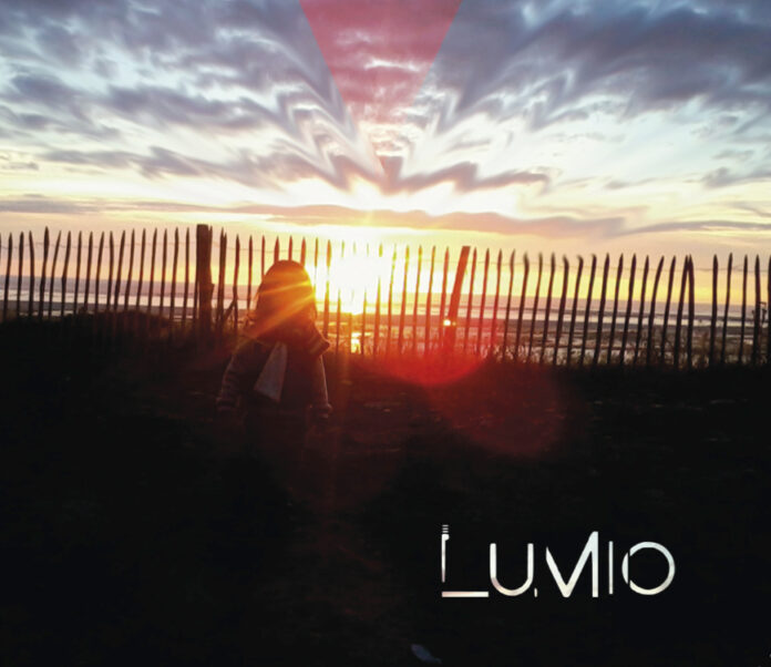 Lumio - Staring at the sun